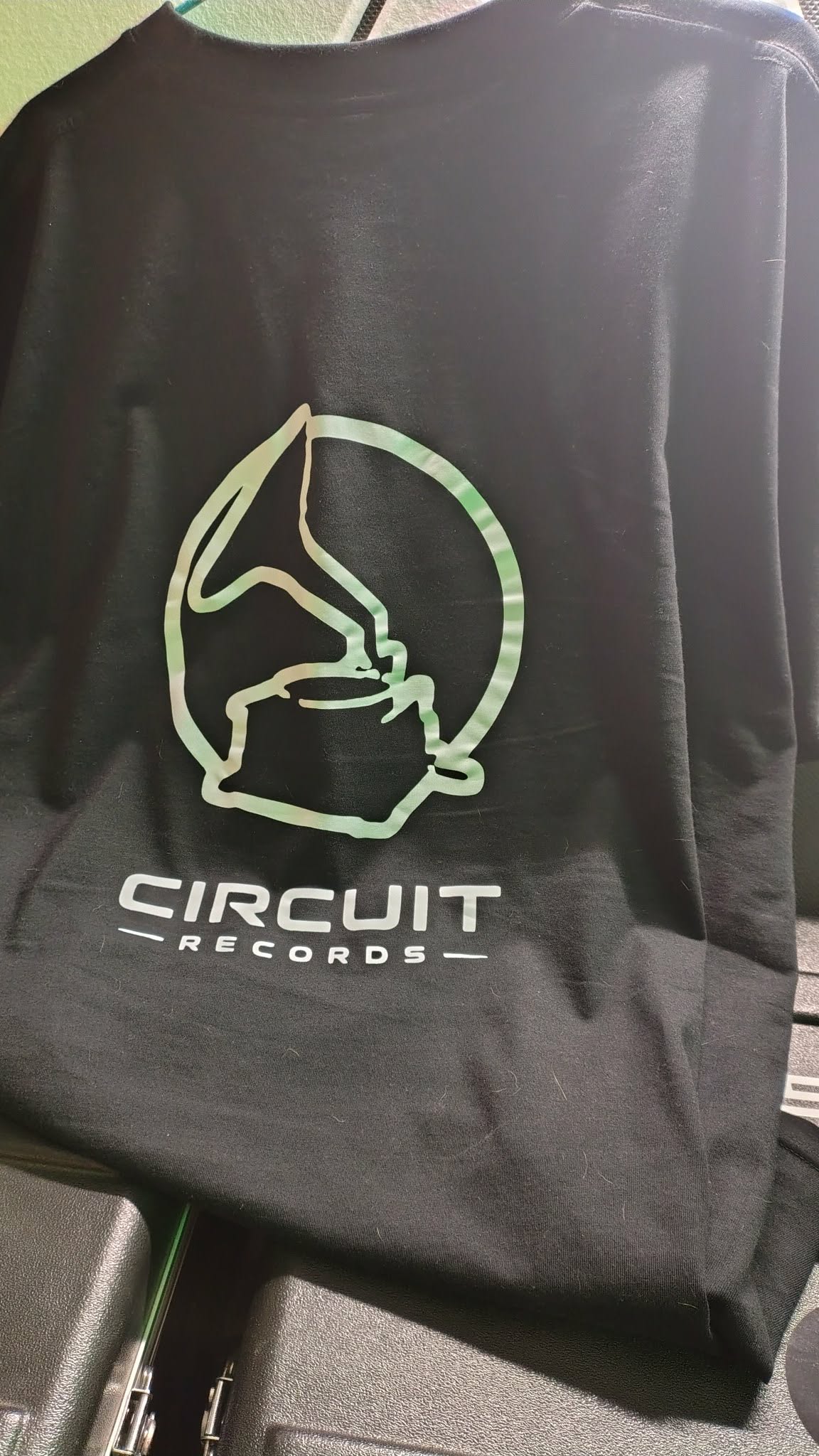 Circuit tee